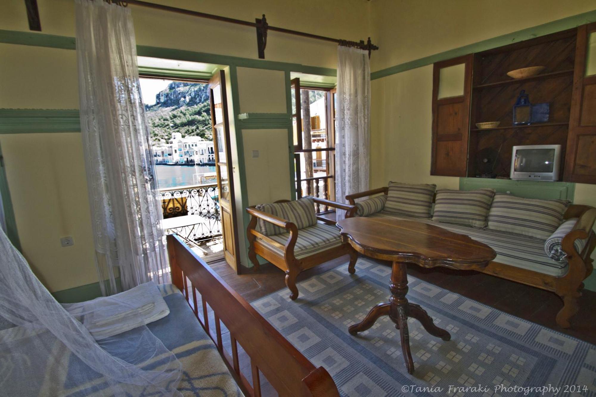 Karnayo Hotel Meyísti Quarto foto